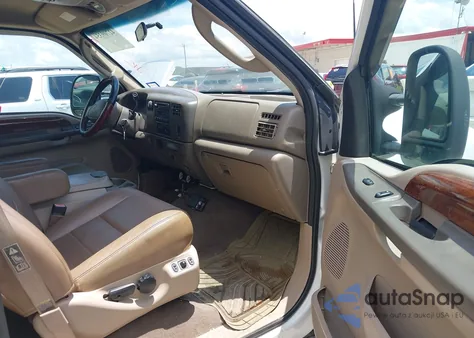 2003 Ford F-250 Lariat/Xl/Xlt из США, поврежденный, VIN 1FTNW20F03EA05923